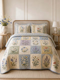 Wildflower Quilted 3-Piece Bedding Set – Classic Americana Quilted Bedding With Matching Pillow Shams