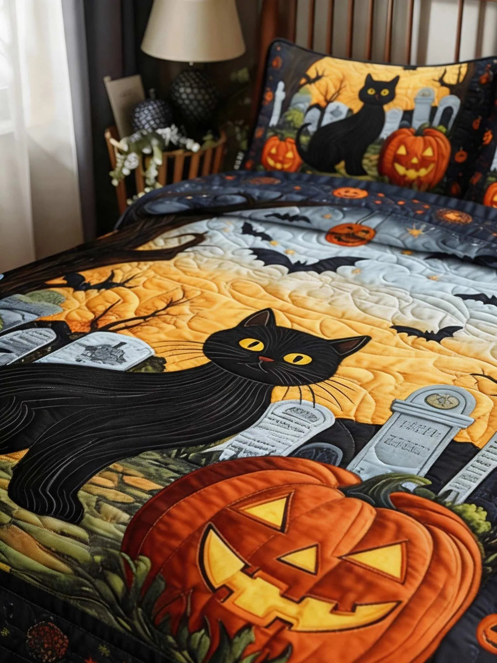 Spooky Cat Halloween 3‐Piece Quilted Bedding Set