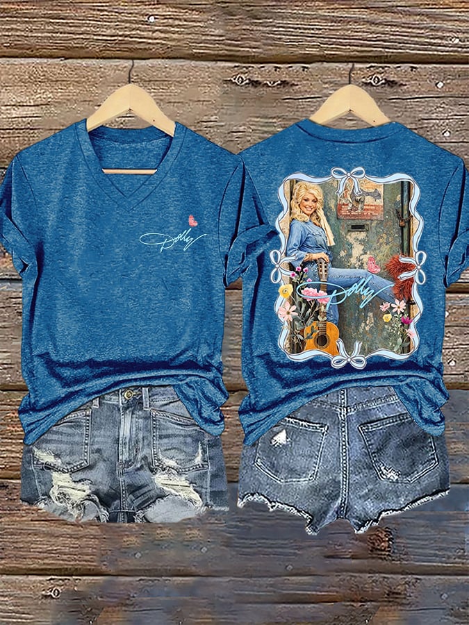V-Neck Retro Dolly Queen Of Country Print T-Shirt