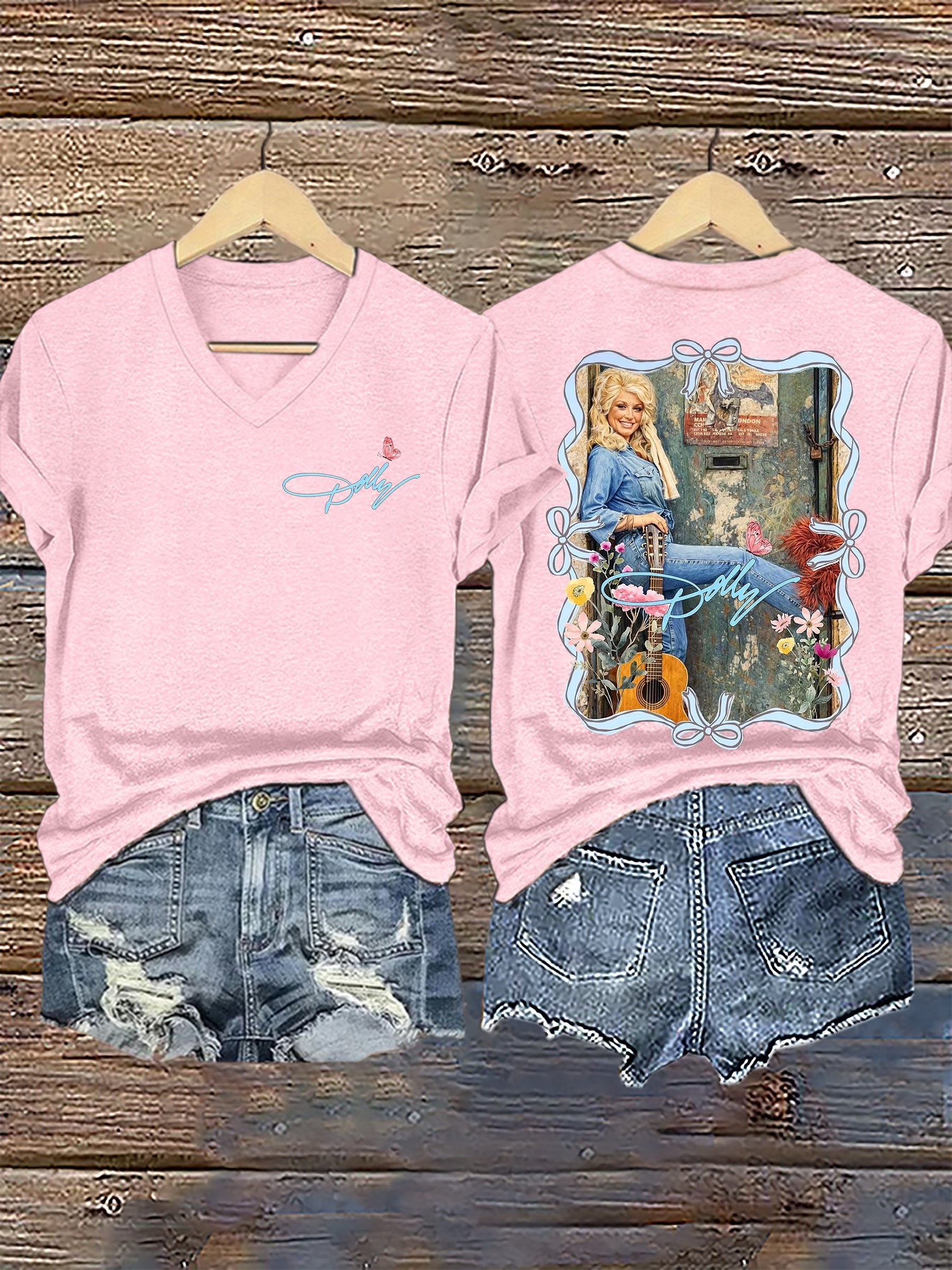 V-Neck Retro Dolly Queen Of Country Print T-Shirt