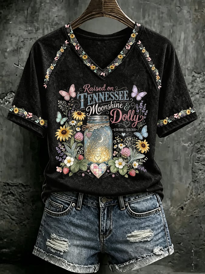 V Neck Retro Raised On Tennessee Moonshine & Dolly Print T-Shirt