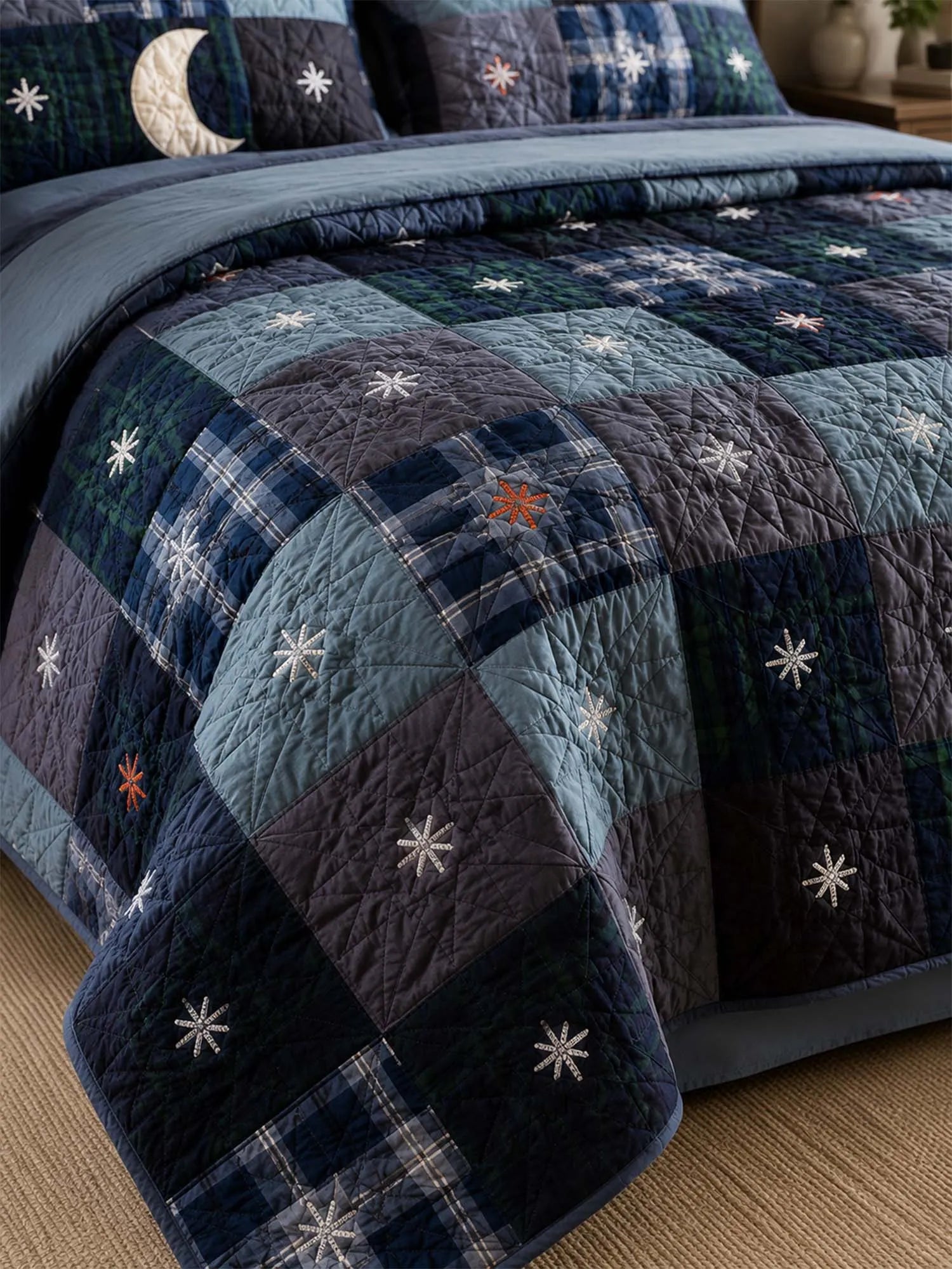 Midnight Star Quilted 3-Piece Bedding Set – Dark Americana Quilted Bedding With Matching Pillow Shams