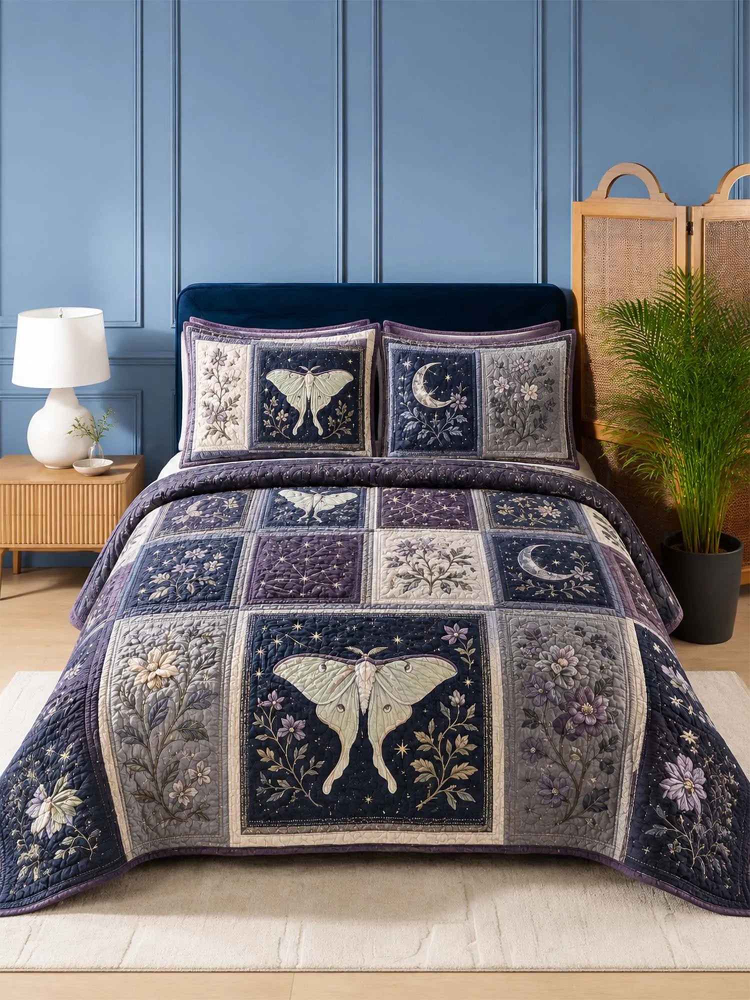 Luna Moth Quilted 3-Piece Bedding Set – Classic Americana Quilted Bedding With Matching Pillow Shams